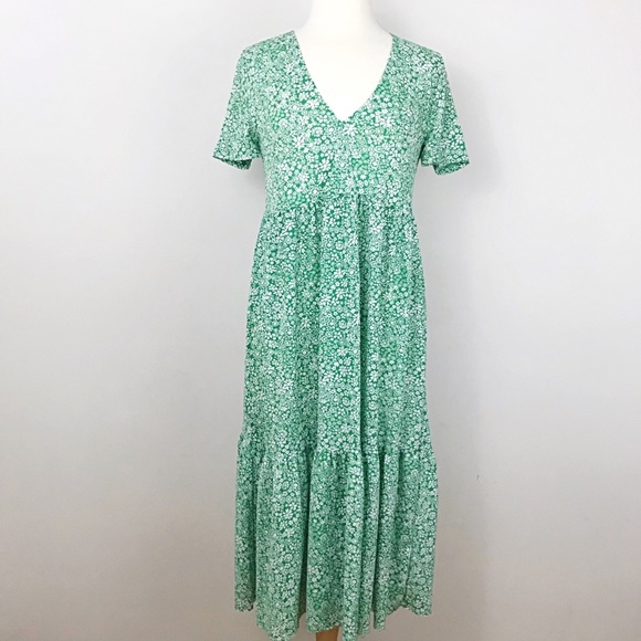 Zara Dresses & Skirts - ✨LAST CHANCE Zara Floral Midi